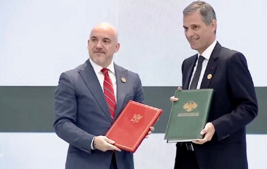 اتفاقيات في الطيران المدني.. شراكة سورية-فرنسية تُقلع من دمشق