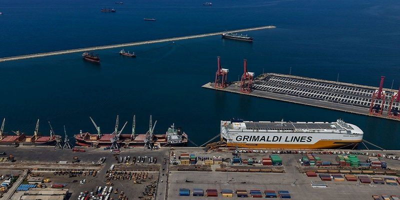مرفأ اللاذقية يستقبل 394 باخرة ويناول 2.86 مليون طن من البضائع خلال 7 أشهر