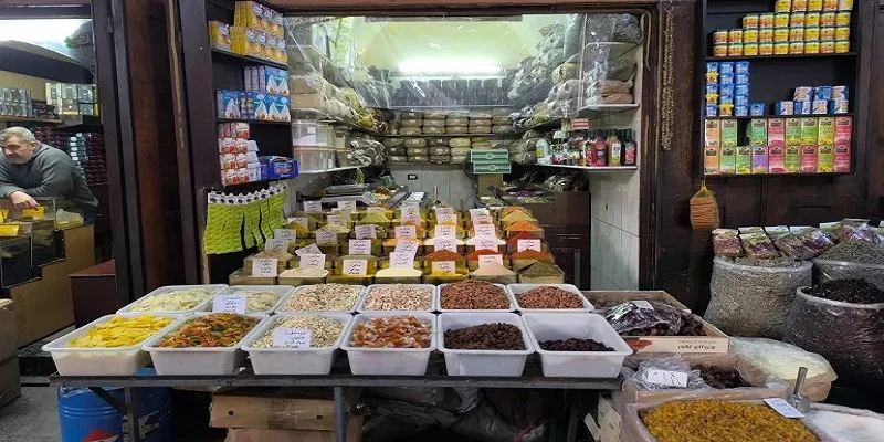 تفاوت في أسعار المواد الغذائية بأسواق دمشق وفروقات واضحة بين "المغلف" و"الفرط"