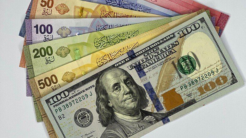 الليرة السورية تسجل تحسناً طفيفاً أمام الدولار والعملات الأجنبية