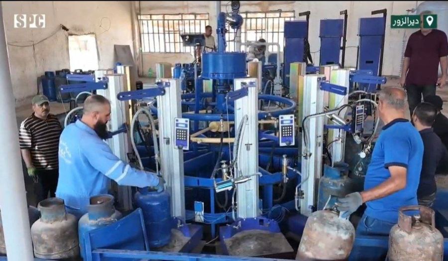 إعادة تشغيل برج تعبئة غاز دير الزور بعد توقف دام 15 عاماً
