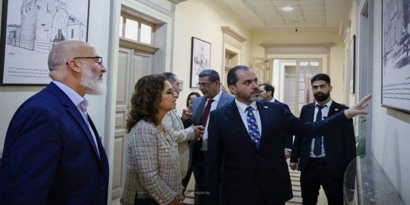 مباحثات سورية لبنانية لإطلاق مسارات سياحية مشتركة وتسهيل حركة الزوار