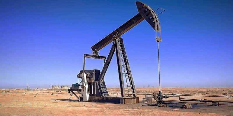 الشركة السورية للبترول تطرح 30 ألف طن من النفط الخام للبيع في حقل التيم