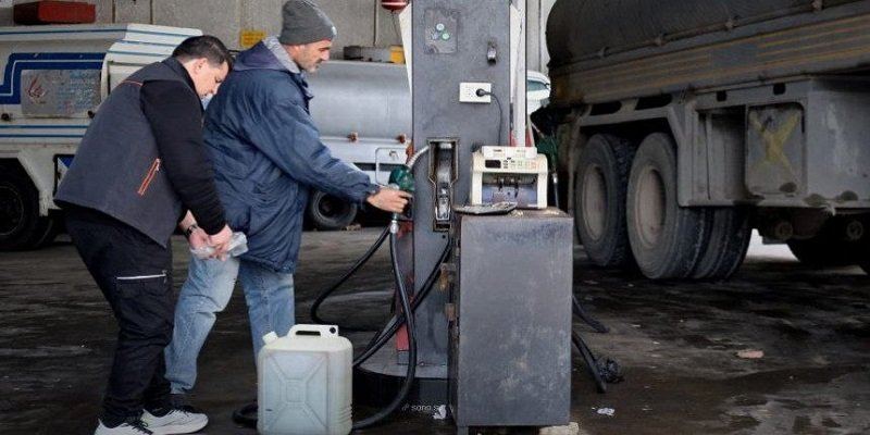 غموض يكتنف توزيع المازوت المدعوم في سوريا وسط نقص المادة واقتراب الشتاء